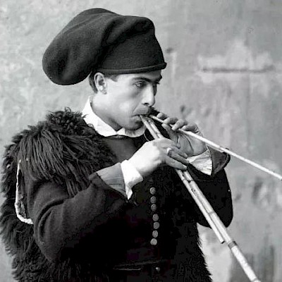 Launeddas, Triplepipe or Sardinian triple clarinet